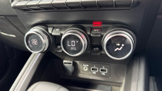 Renault Clio 1.6 E-TECH full hybrid 145 Evolution 5dr Auto Hybrid Hatchback